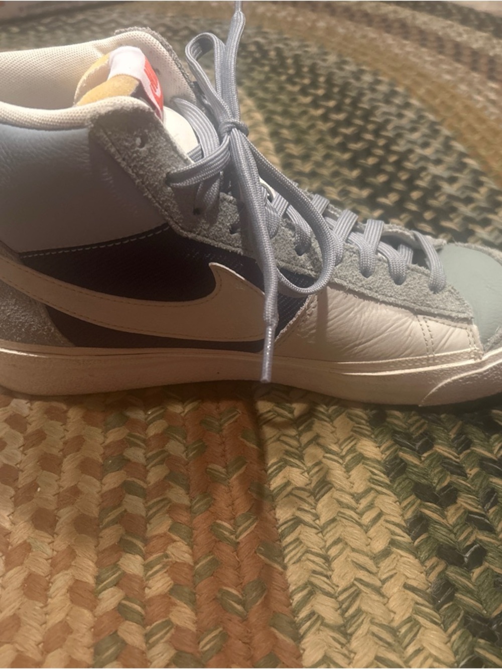 Nike High-Top Sneakers in Light Gray and White